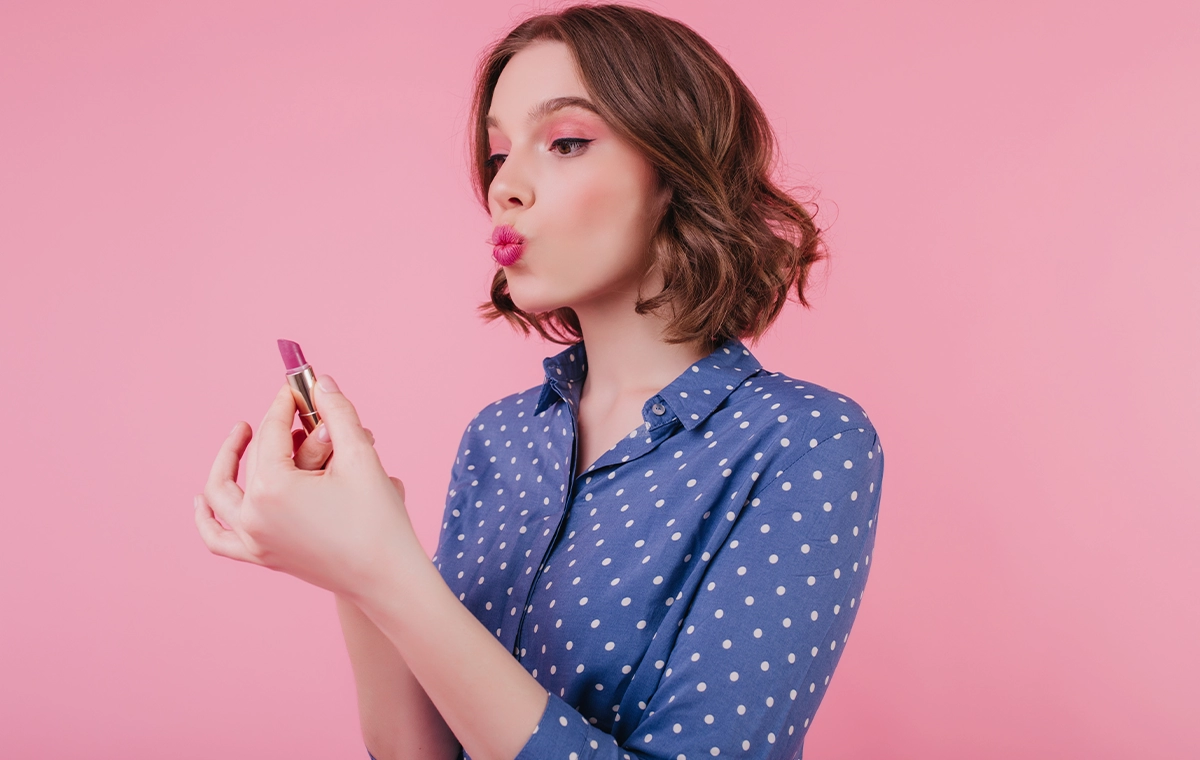  رژ لب زدن حرفه ای