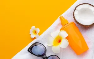 همه چیز درباره ضد آفتاب فیزیکی و شیمیایی و تفاوت آنها
