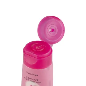 کرم آبرسان تیوپی هندولوژی مدل سافت اپریکات حاوی شی باتر و روغن بادام ضد چین و چروک