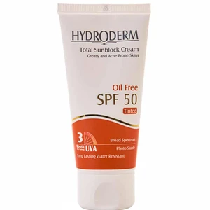 کرم ضد آفتاب فاقد چربی رنگی SPF50 پوست چرب، مختلط و مستعد جوش