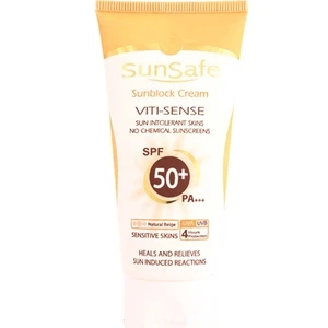 کرم ضد آفتاب رنگی با SPF50 فاقد جاذب های شیمیایی مناسب پوست حساس حجم 50 میلی لیتر