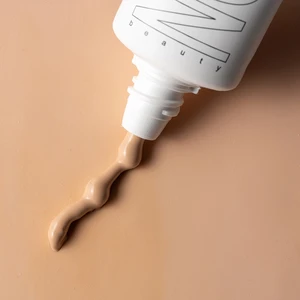 BB کرم SPF20 مدل Light Weight حجم 40 میلی لیتر - B53 - 4